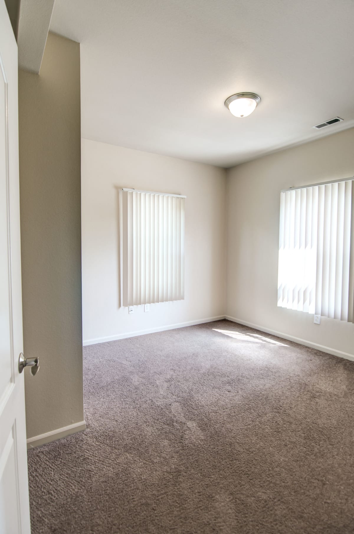 Photos and Video of Riverwalk Apartments in Lansing, MI